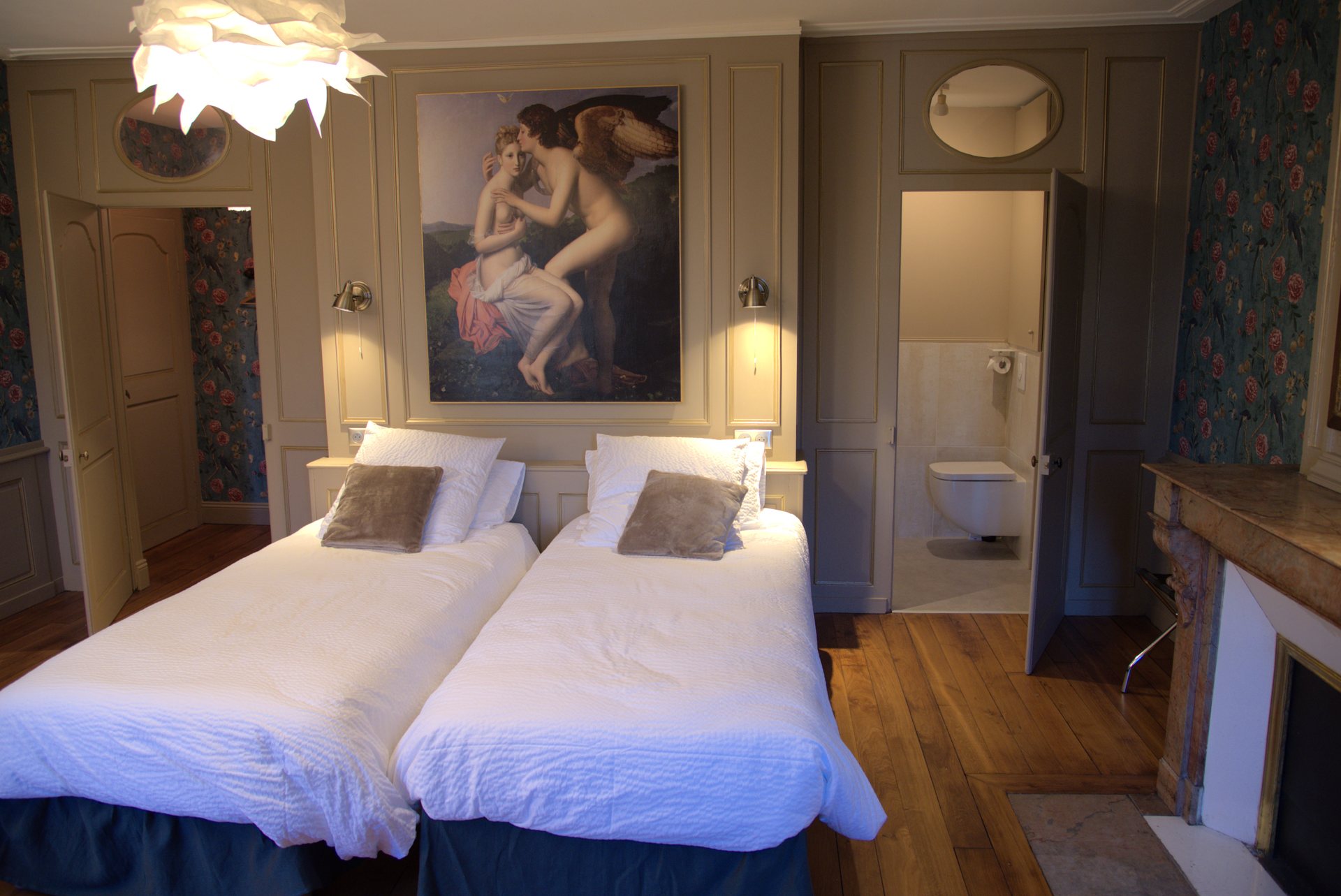 Chambre Cupidon avec sa salle d’eau privative attenante